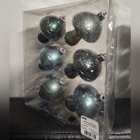 New Mushroom Shatterproof Christmas Ornament Bundle - Picture 4 of 6